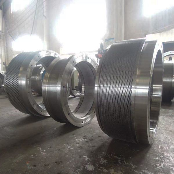 High quality alloy steel roller sleeve production - Image 2