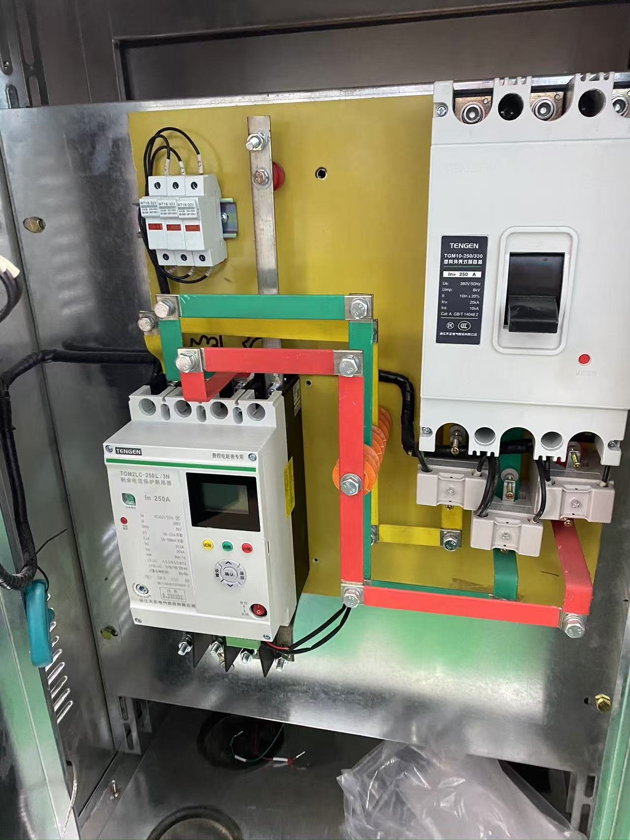 fc5e783d36329295b6e3cc734861f68